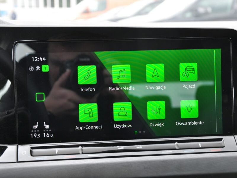 Volkswagen Golf 1.5TSI 150KM DSG Style LED Matrix Kamera Ambiente Gwar.06/2027 Dealer VIII (2020-)