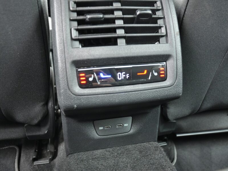 Volkswagen Golf 1.5TSI 150KM DSG Style LED Matrix Kamera Ambiente Gwar.06/2027 Dealer VIII (2020-)