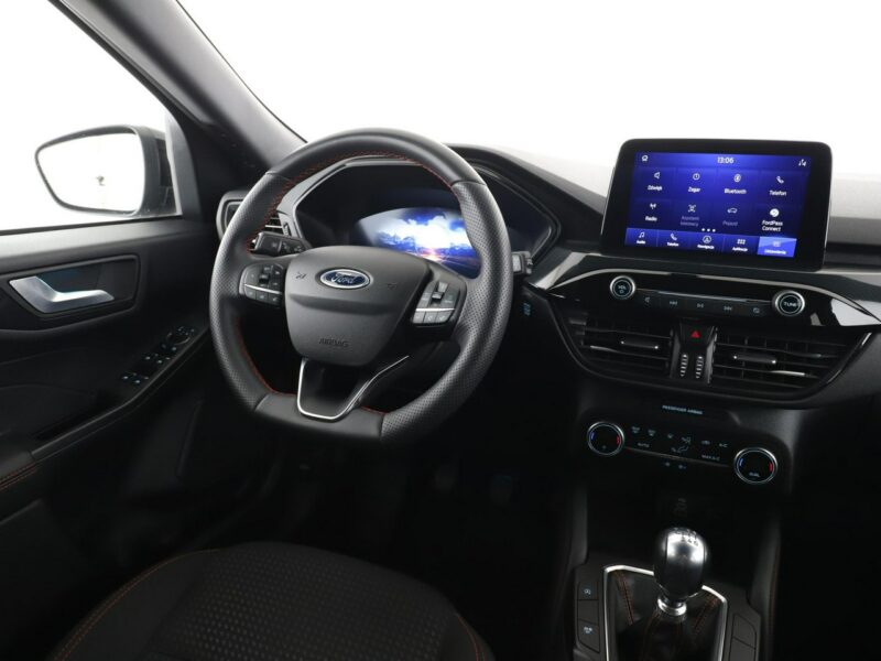 Ford Kuga full LED virtual cocpit el. sterowane i ogrzewane fotele navi III (2019-)