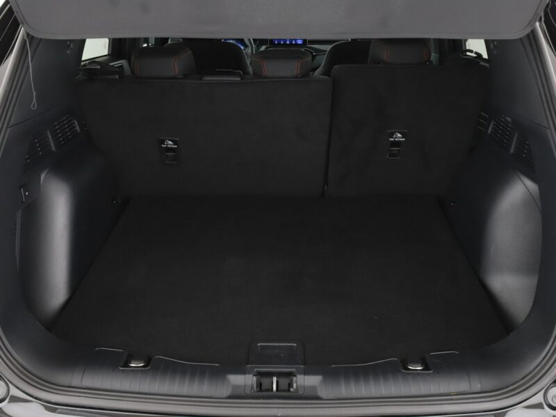 Ford Kuga full LED virtual cocpit el. sterowane i ogrzewane fotele navi III (2019-)
