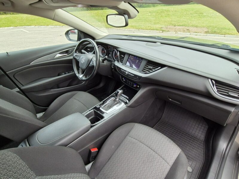 Opel Insignia B (2017-)
