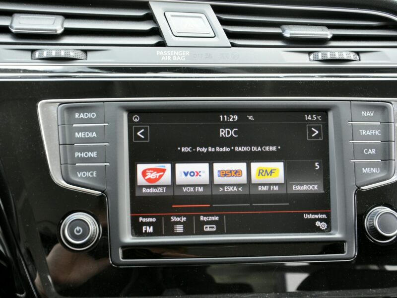 Volkswagen Touran 1,6TDi 110KM Highline/DSG/FulLED/Alkantara/ACC/Parktronic/7foteli/ III (2015-)
