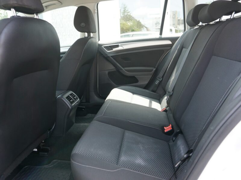 Volkswagen Golf z polskiego salonu, zadbany, rok gwarancji w cenie, VII (2012-)