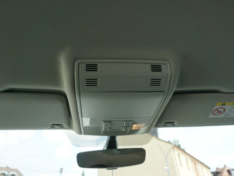 Volkswagen Golf z polskiego salonu, zadbany, rok gwarancji w cenie, VII (2012-)