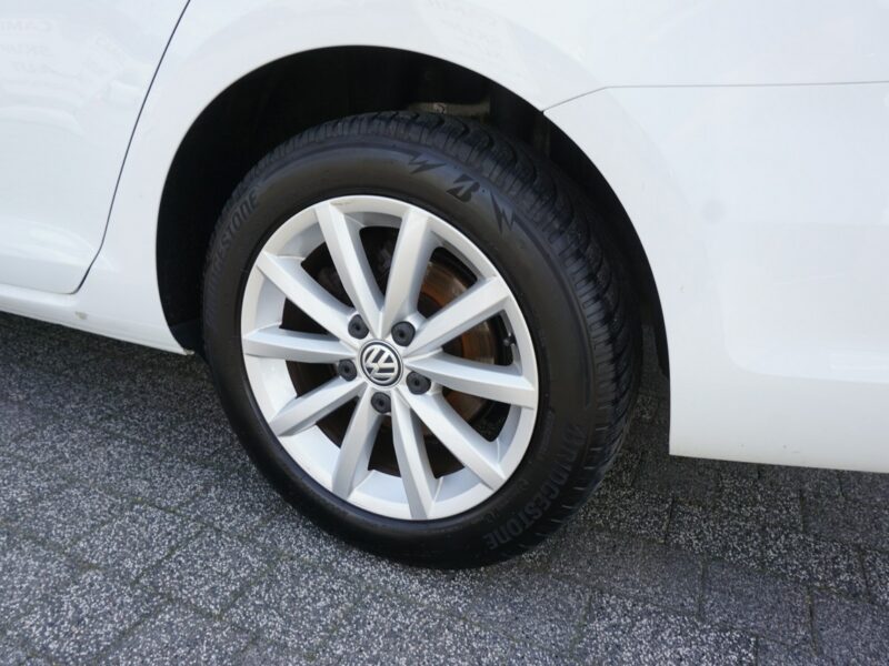 Volkswagen Golf z polskiego salonu, zadbany, rok gwarancji w cenie, VII (2012-)