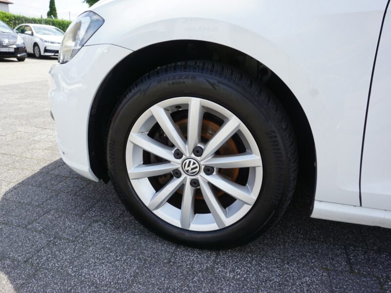 Volkswagen Golf z polskiego salonu, zadbany, rok gwarancji w cenie, VII (2012-)