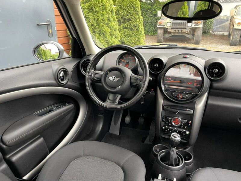 Mini Cooper Podgrzewane fotele, Klimatyzacja, Czujniki cofania, LED dzienny, AUX II (2006-)