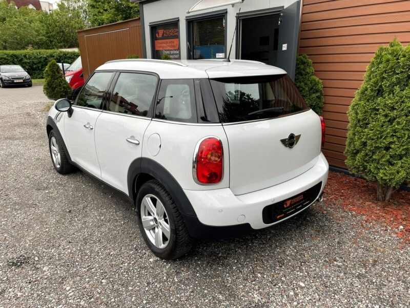 Mini Cooper Podgrzewane fotele, Klimatyzacja, Czujniki cofania, LED dzienny, AUX II (2006-)