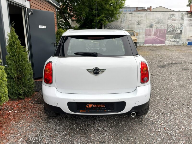 Mini Cooper Podgrzewane fotele, Klimatyzacja, Czujniki cofania, LED dzienny, AUX II (2006-)