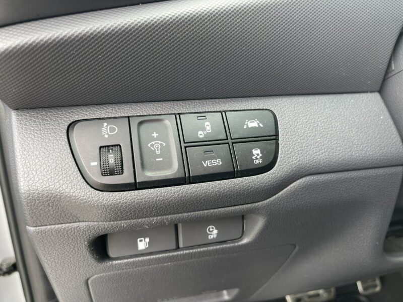 Hyundai IONIQ Automat Podgrzewanie Skóra Kamera Virtual 136KM
