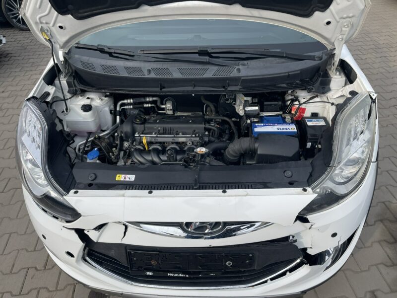 Hyundai ix20 Klimatyzacja Czujniki parkowania Hak 125KM