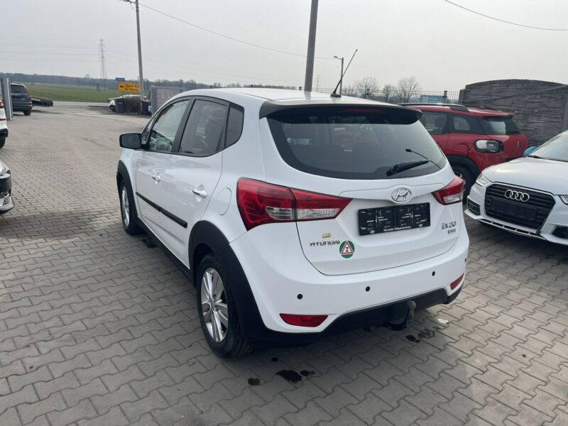 Hyundai ix20 Klimatyzacja Czujniki parkowania Hak 125KM