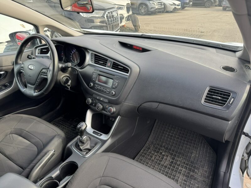 Kia Cee'd Klimatyzacja tempomat Parktronik II (2012-)