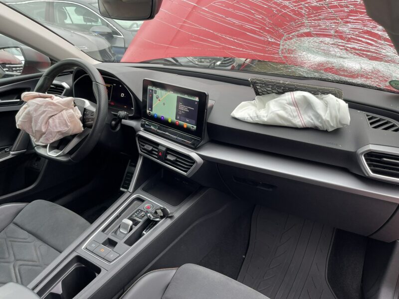 Seat Leon FR-line Automat Kamera Virtual cockpit IV (2020 - )