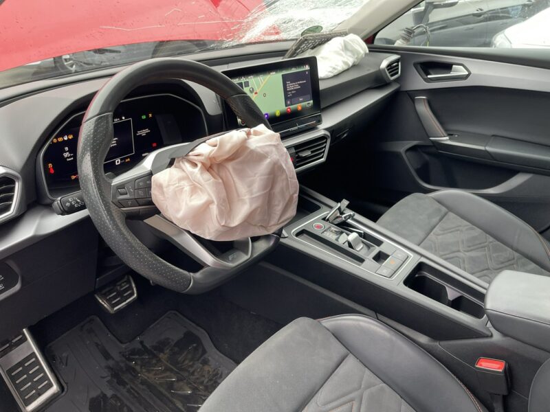 Seat Leon FR-line Automat Kamera Virtual cockpit IV (2020 - )