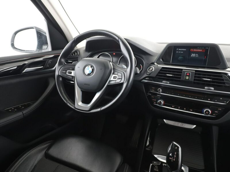 BMW X3 xDrive Automat x-line FULL LED PDC sporty klima 3-strefowa G01 (2017-)