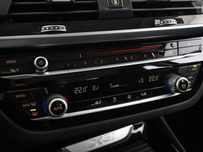 BMW X3 xDrive Automat x-line FULL LED PDC sporty klima 3-strefowa G01 (2017-)