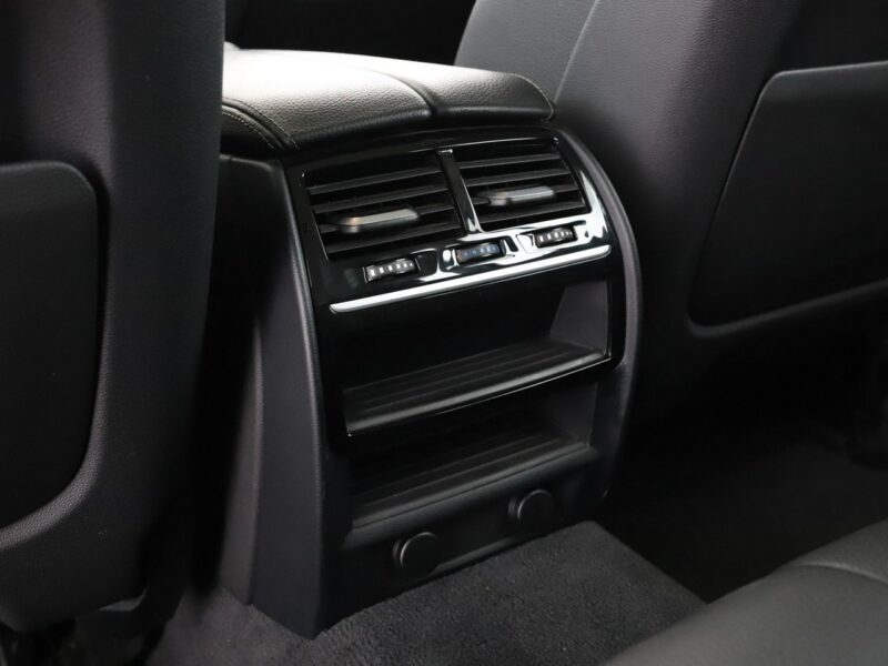 BMW 520 Luxury Line Navi ACC Grzane Fotele Masaż Skóra Head-Up Ambient Kamera G30/G31 (2017-2023)