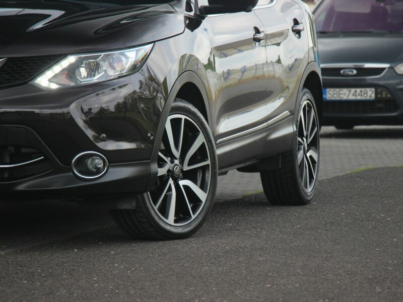 Nissan Qashqai Tekna+*Panorama*Navi*Skóra*FullLed*Kamery360*Alu19*GrzFot*GwarVGS !!! II (2013-2021)