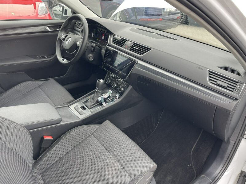 Škoda Superb Hybryda Plug-IN Automat Kamera Podgrzewanie 218KM III (2015-2023)