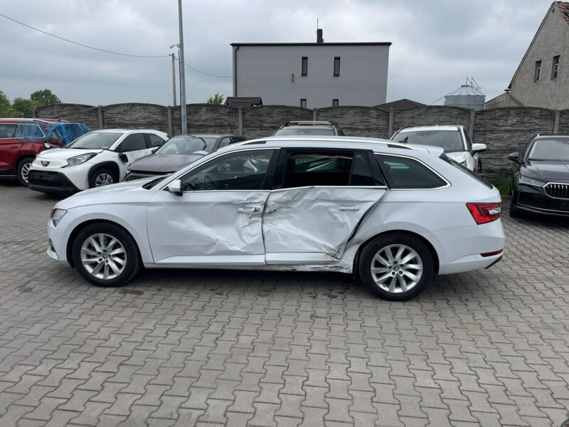 Škoda Superb Hybryda Plug-IN Automat Kamera Podgrzewanie 218KM III (2015-2023)