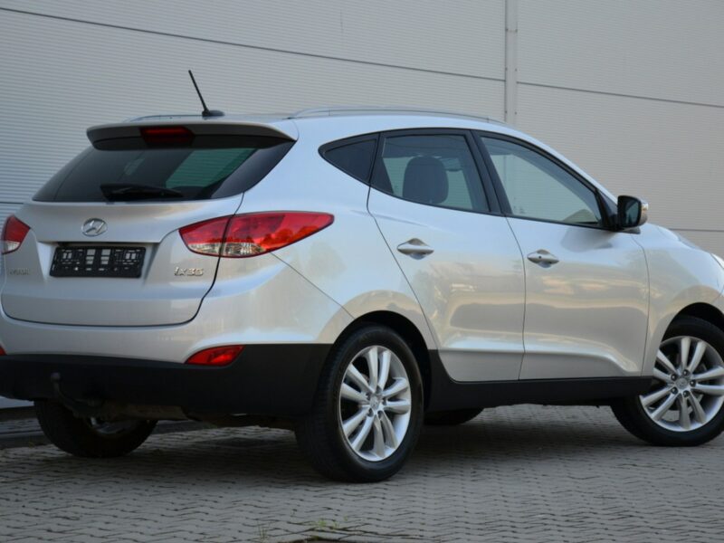 Hyundai ix35 Zarejestrowany 2.0i DOHC 163KM Serwis Panorama Navi Skóra Keyless go