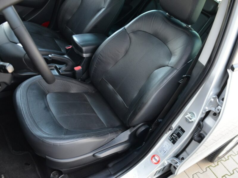 Hyundai ix35 Zarejestrowany 2.0i DOHC 163KM Serwis Panorama Navi Skóra Keyless go