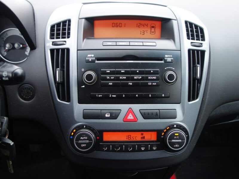 Kia Cee'd Kia Ceed zarejestrowany I (2006-2012)