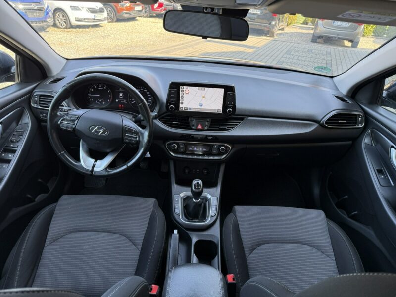 Hyundai i30 1,4 99KM Klimatronik Navi Kamera Serwis III (2017-)