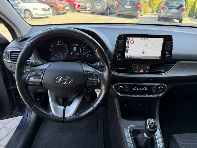 Hyundai i30 1,4 99KM Klimatronik Navi Kamera Serwis III (2017-)