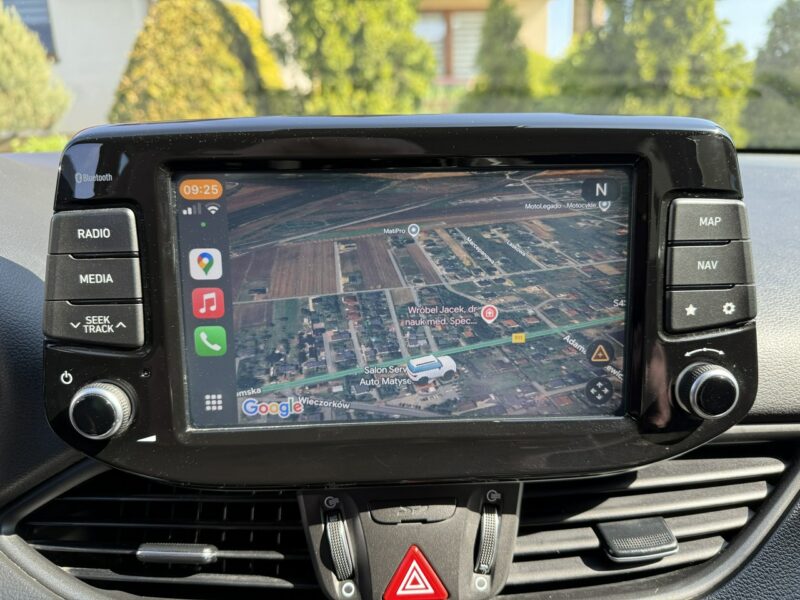 Hyundai i30 1,4 99KM Klimatronik Navi Kamera Serwis III (2017-)