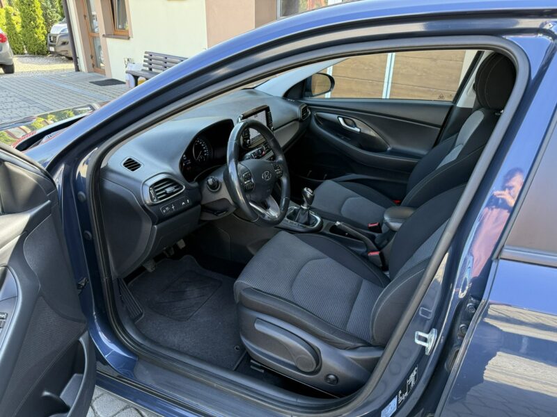 Hyundai i30 1,4 99KM Klimatronik Navi Kamera Serwis III (2017-)