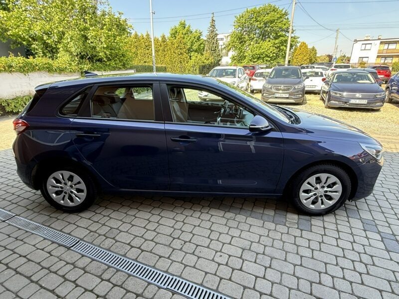Hyundai i30 1,4 99KM Klimatronik Navi Kamera Serwis III (2017-)