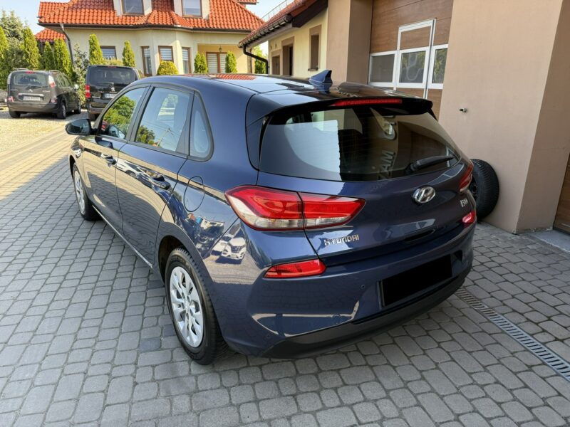 Hyundai i30 1,4 99KM Klimatronik Navi Kamera Serwis III (2017-)