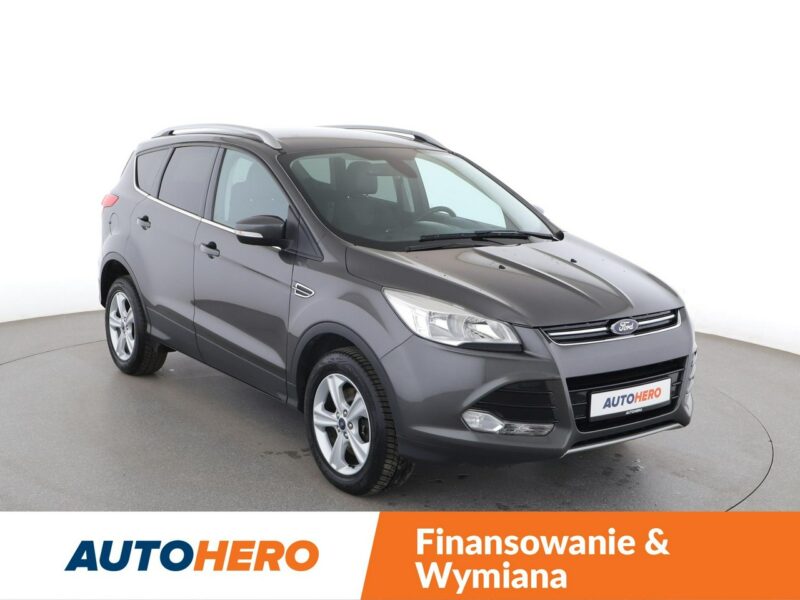 Ford Kuga Titanium, 4x4, czujniki cofania, klima aut, bluetooth II (2012-)
