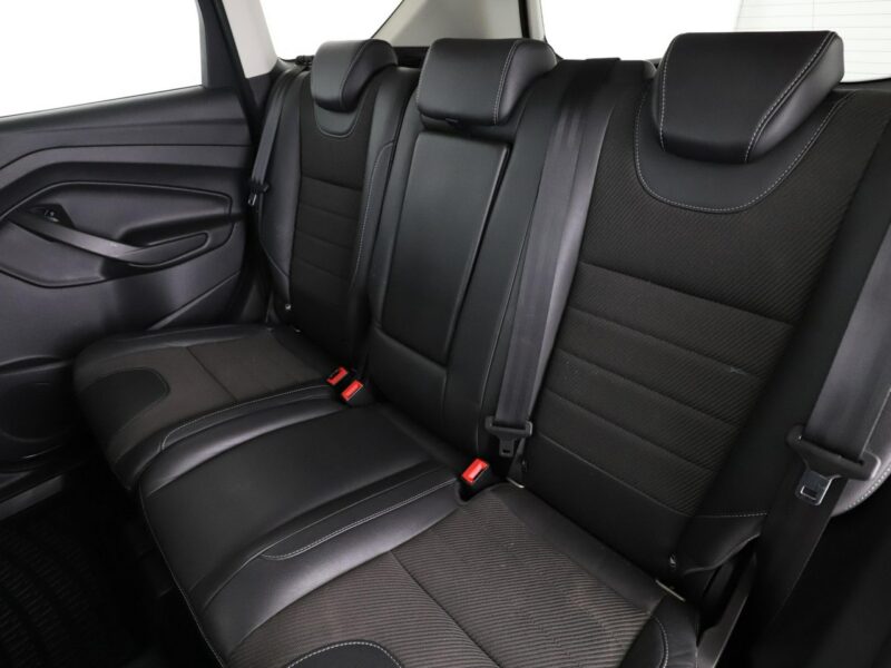 Ford Kuga Titanium, 4x4, czujniki cofania, klima aut, bluetooth II (2012-)