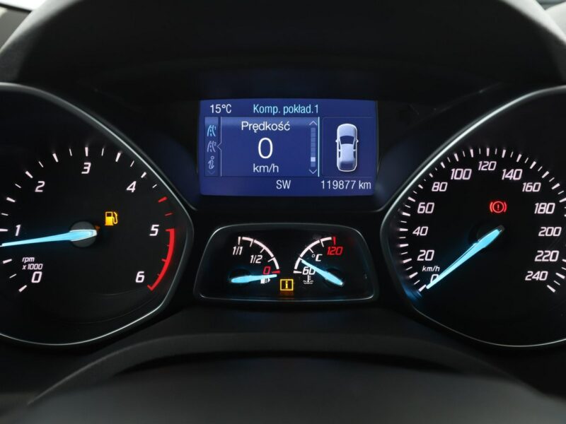 Ford Kuga Titanium, 4x4, czujniki cofania, klima aut, bluetooth II (2012-)
