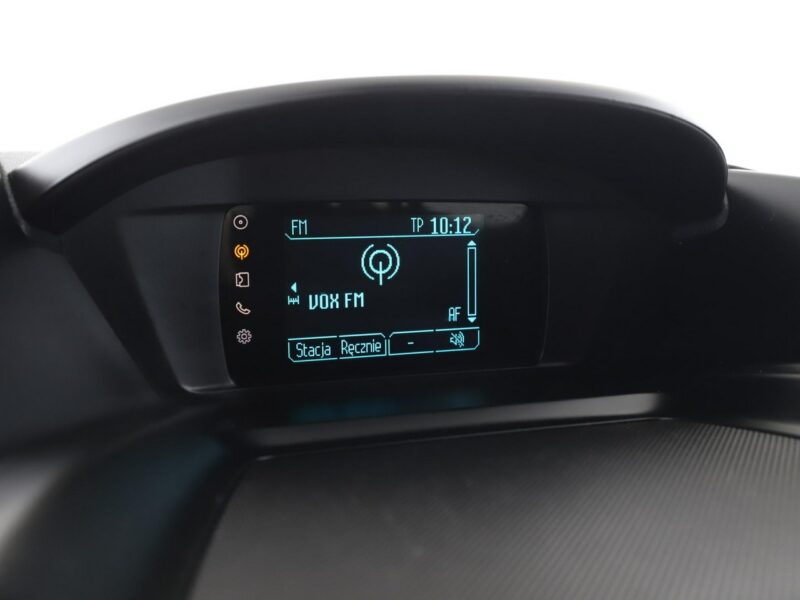 Ford Kuga Titanium, 4x4, czujniki cofania, klima aut, bluetooth II (2012-)