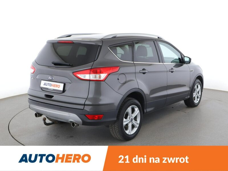 Ford Kuga Titanium, 4x4, czujniki cofania, klima aut, bluetooth II (2012-)
