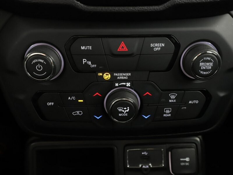 Jeep Renegade navi klima auto czujniki parkowania I (2014-)