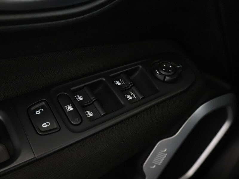 Jeep Renegade navi klima auto czujniki parkowania I (2014-)