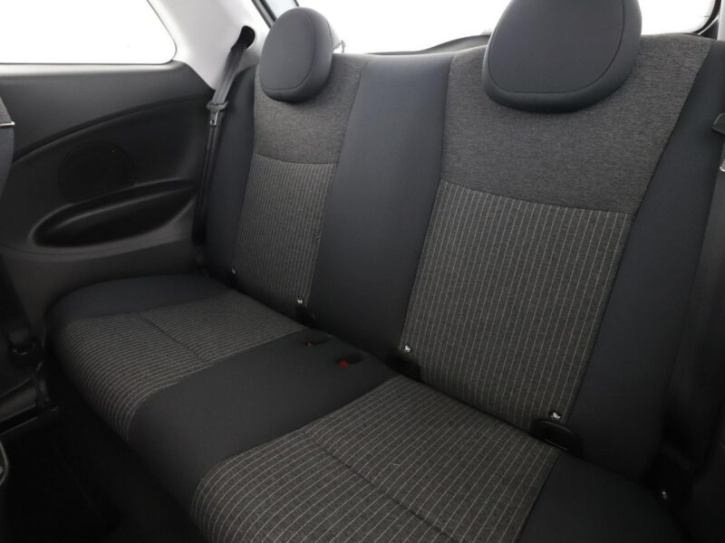 Fiat 500e full LED navi panorama kamera cofania