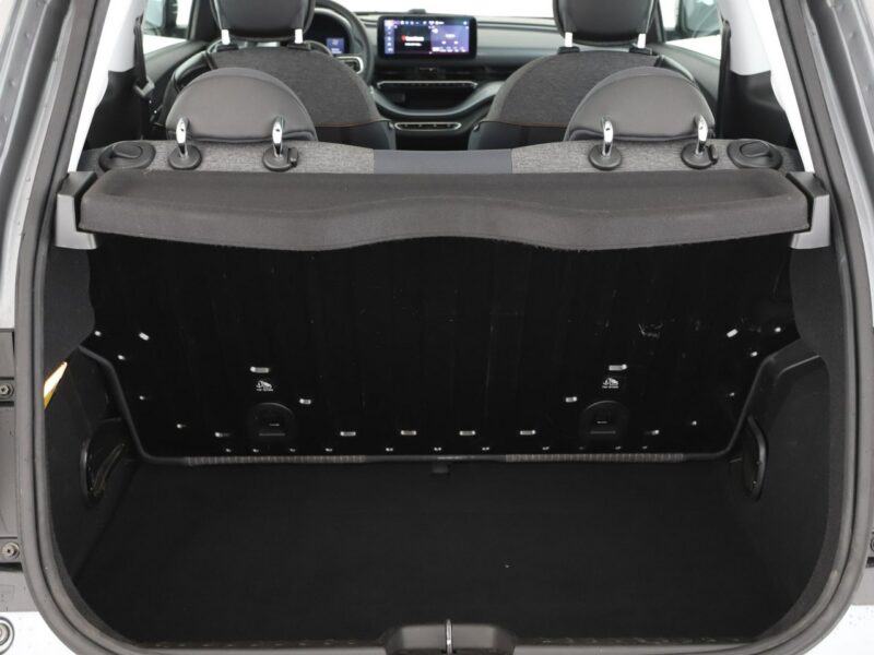 Fiat 500e full LED navi panorama kamera cofania