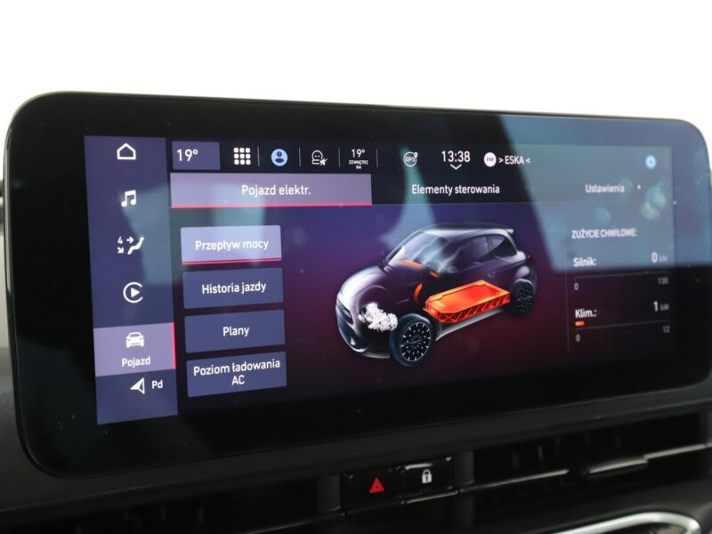 Fiat 500e full LED navi panorama kamera cofania