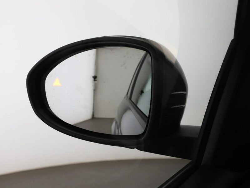 Fiat 500e full LED navi panorama kamera cofania