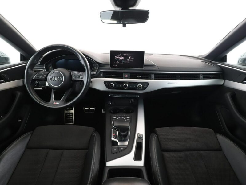 Audi A5 4x4 S-Tronic S-Line skóra/alcantara full LED virtual cocpit F5 (2016-)