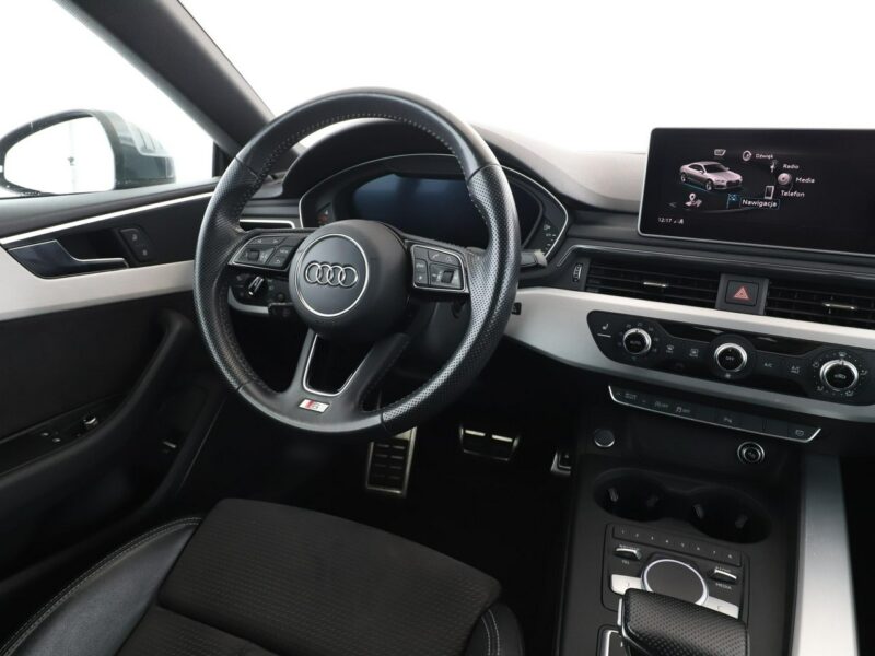 Audi A5 4x4 S-Tronic S-Line skóra/alcantara full LED virtual cocpit F5 (2016-)