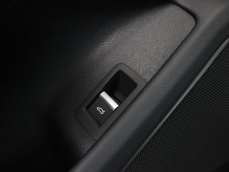 Audi A5 4x4 S-Tronic S-Line skóra/alcantara full LED virtual cocpit F5 (2016-)