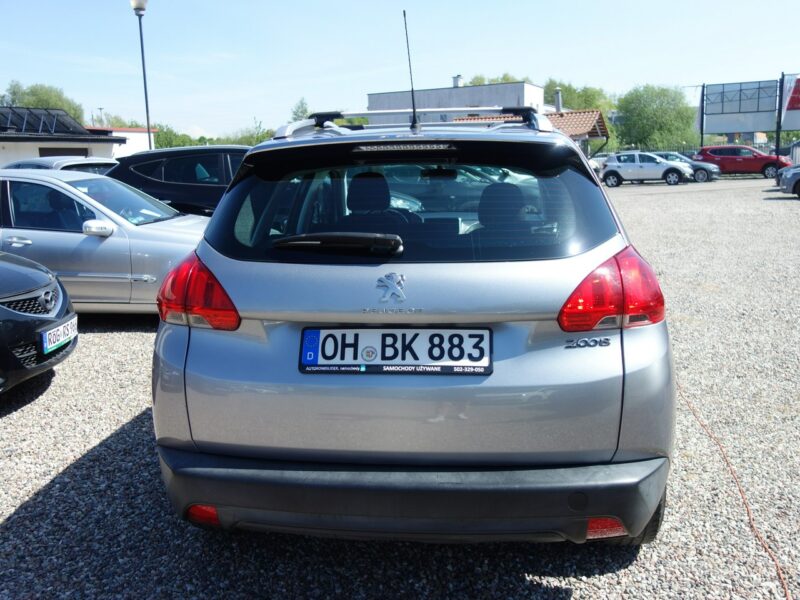 Peugeot 2008 Peugeot 2008 2015r 1.2 benzyna 82km bezwypadkowy klima niski przebieg I (2013-2019)