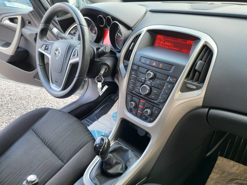 Opel Astra 1.6 116 KM I Właściciel 100% Przebieg Z Niemiec Opłaty Zapraszamy !!! J (2009-2019)